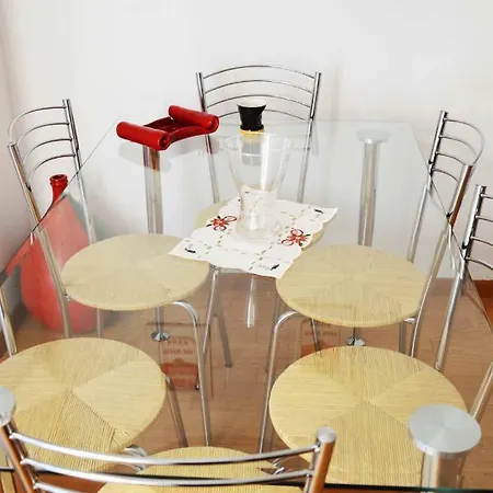 Apartament Lario *