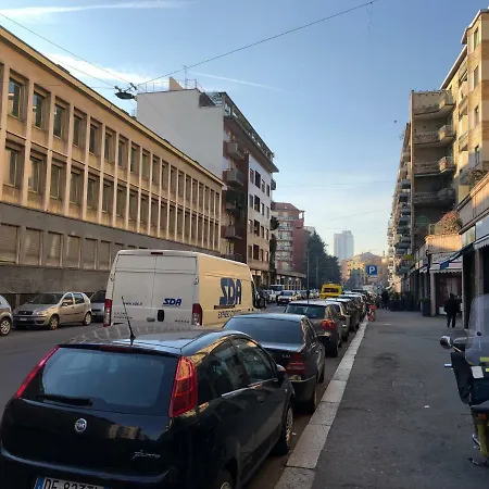 Lario Apartament Mediolan